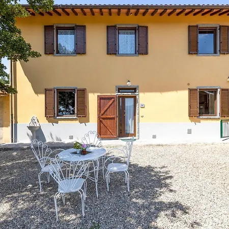 2 Bedroom Cozy In Lori *